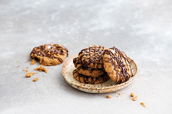 Flourless Salted Peanut Butter Chocolate Chip Cookies