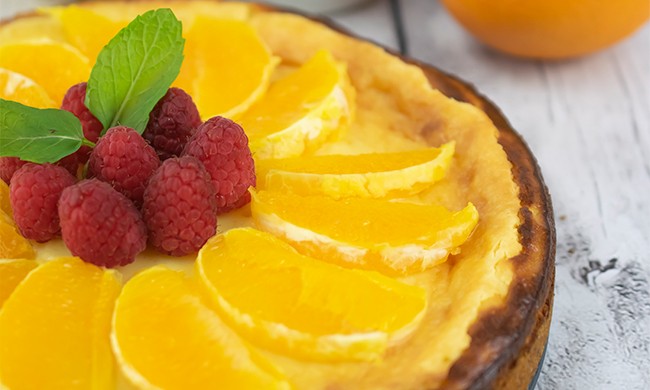 Lemon Cheesecake with Fresh Fruit