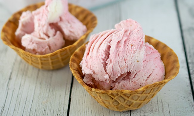 3-Ingredient Strawberry Ice Cream