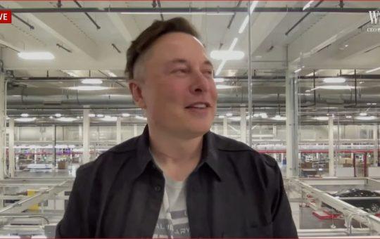 Watch Tesla CEO Elon Musk in an interview with WSJ’s Joanna Stern at the CEO Council Summit.